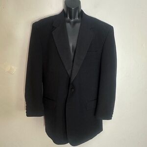 Soprano Tux Jacket ~46R no size tag Gently worn 2 button Ventless 24" armpits